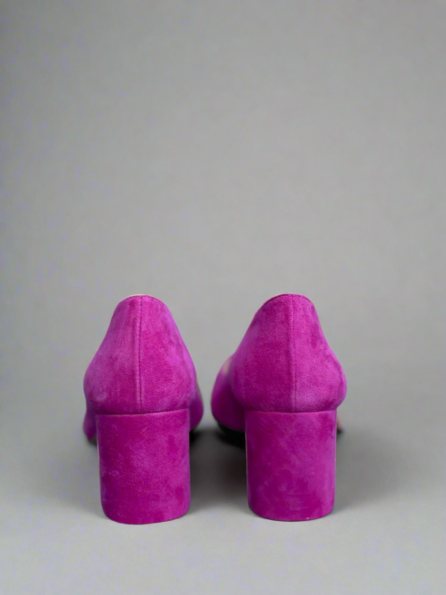 Lisa Kay 'Jenna' Court Shoe