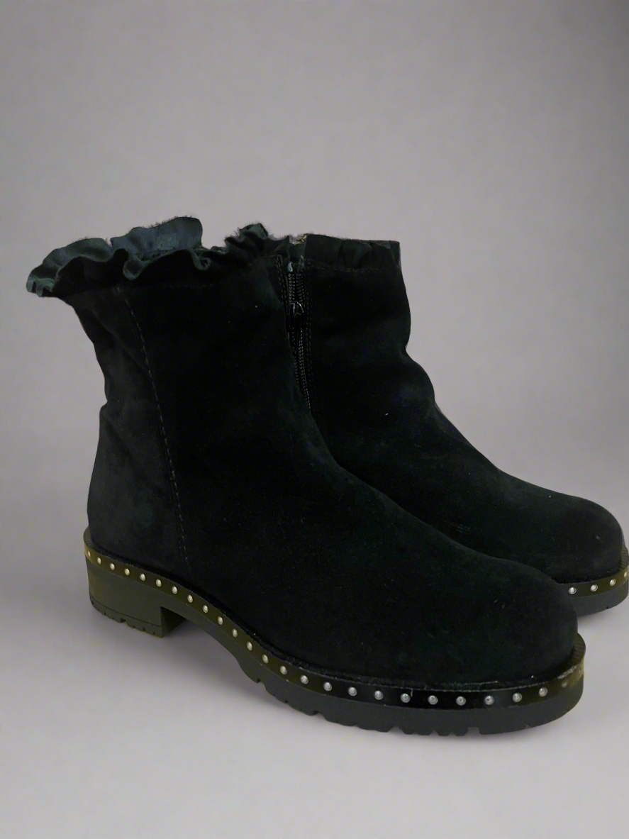 Lisa Kay ‘Frill’ Ankle Boot