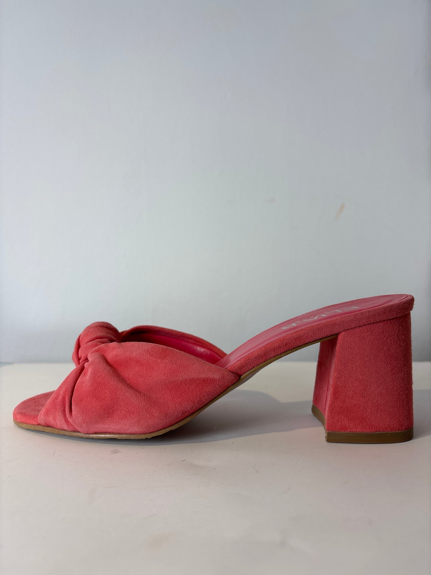 Elia B ‘Layla’ Mule
