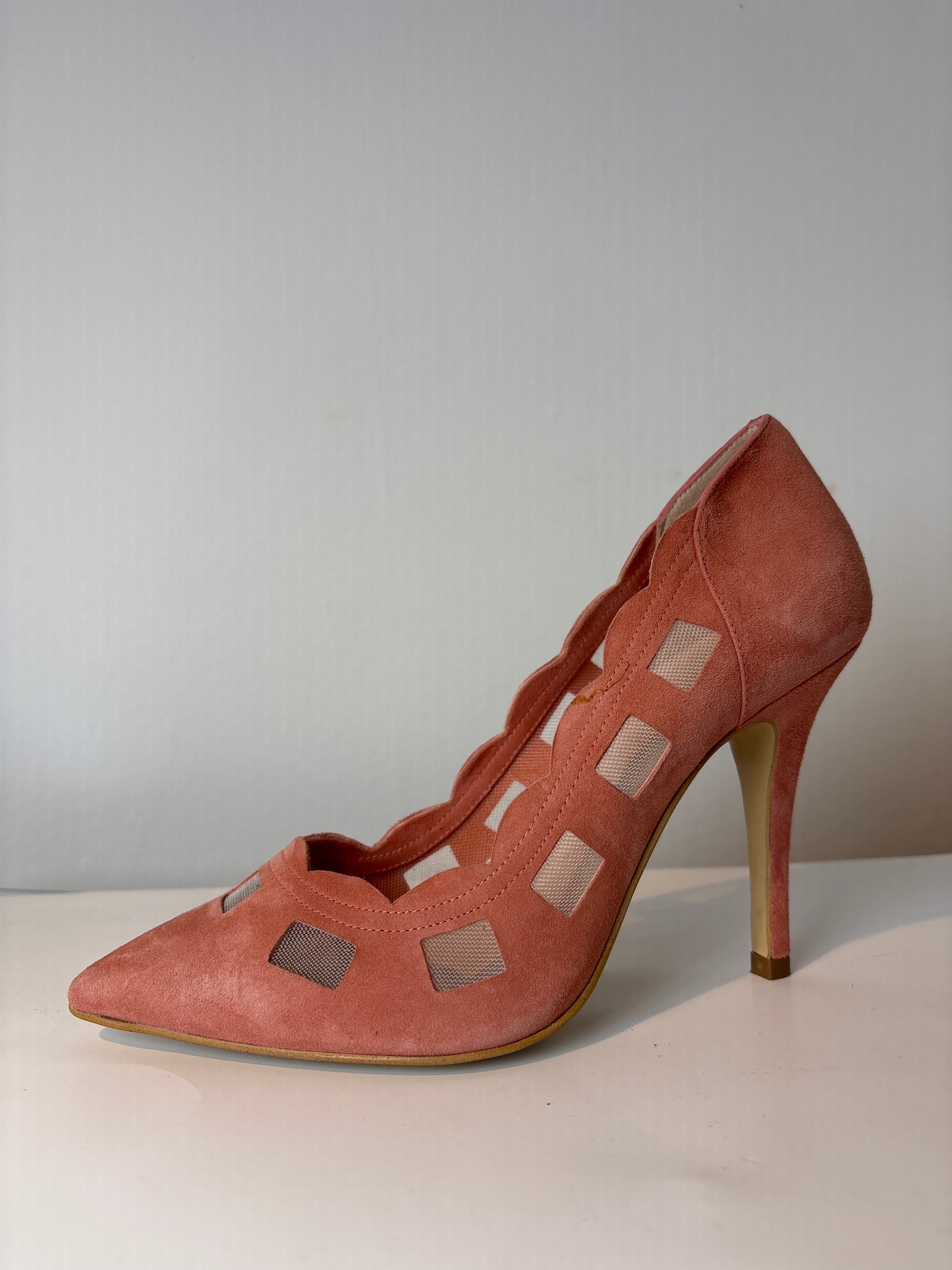 Lodi ‘Vivero’ Court Shoe