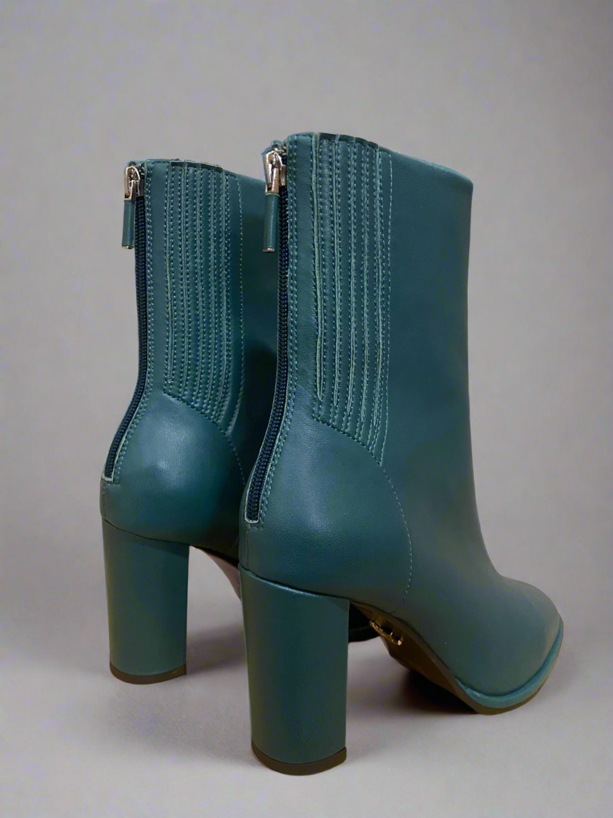 Lola Cruz ‘Kingfisher’ Ankle Boot