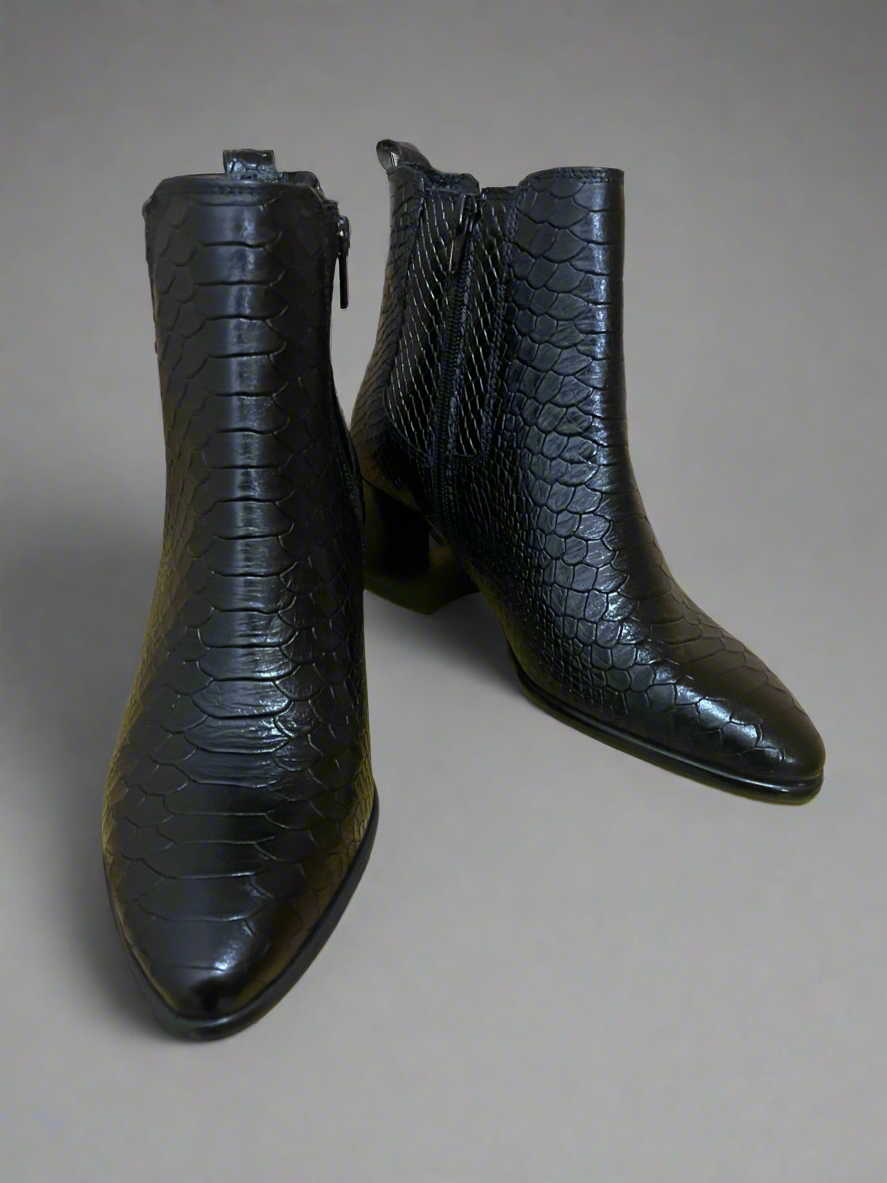 Lisa Kay ‘Kerri’ Ankle Boot