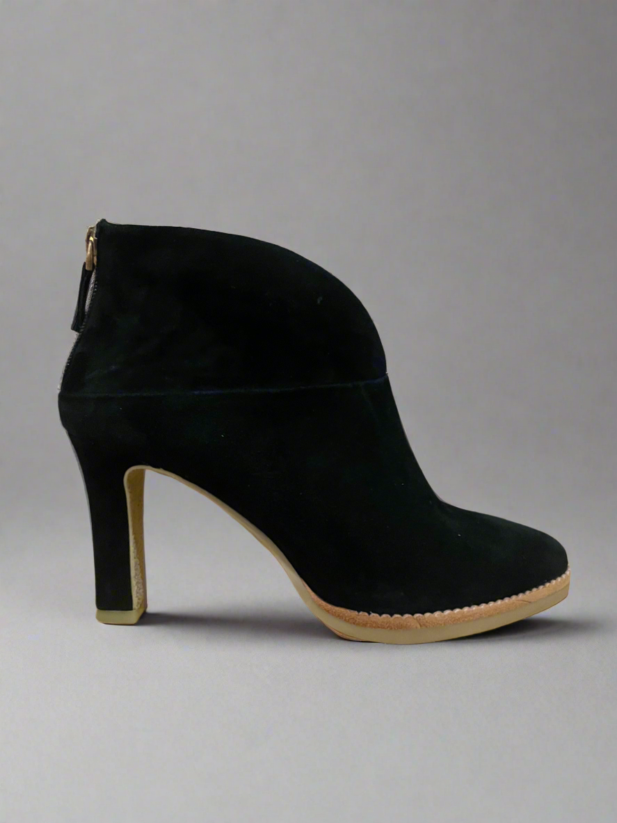 Lola cruz ‘Elle’ Ankle Boot