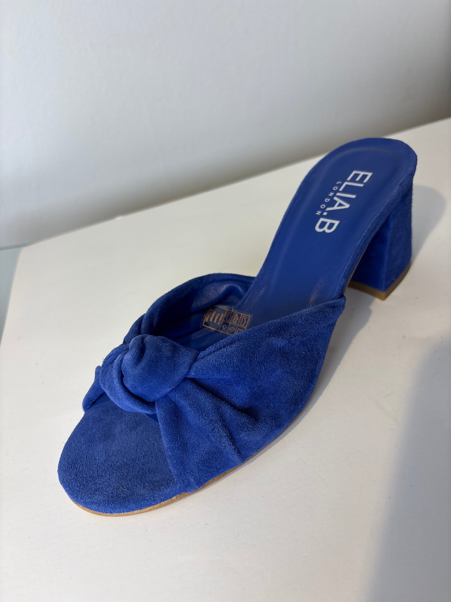 Elia B ‘Layla’ Mule