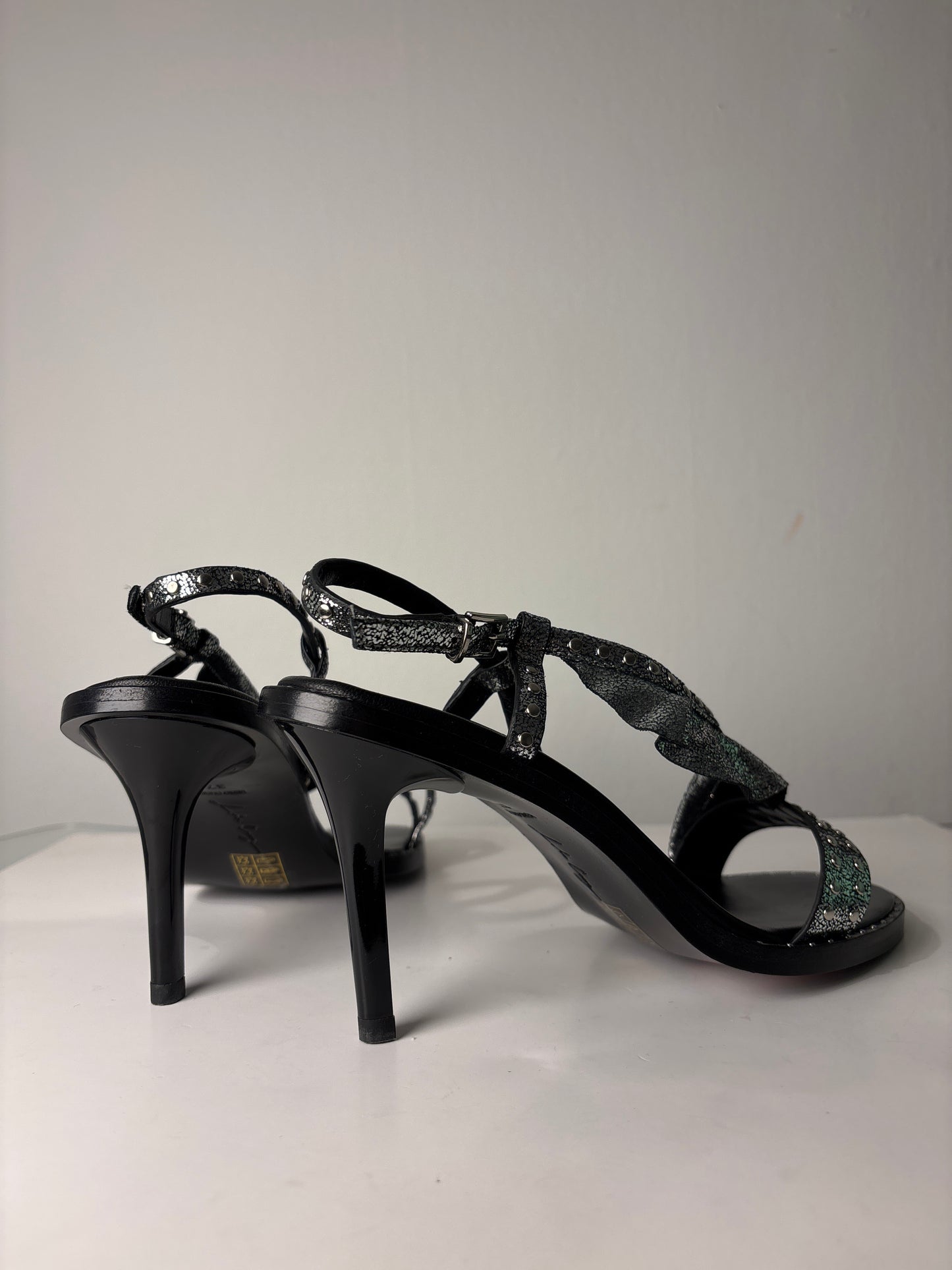 Lola Cruz ‘Crackled’ Sandal