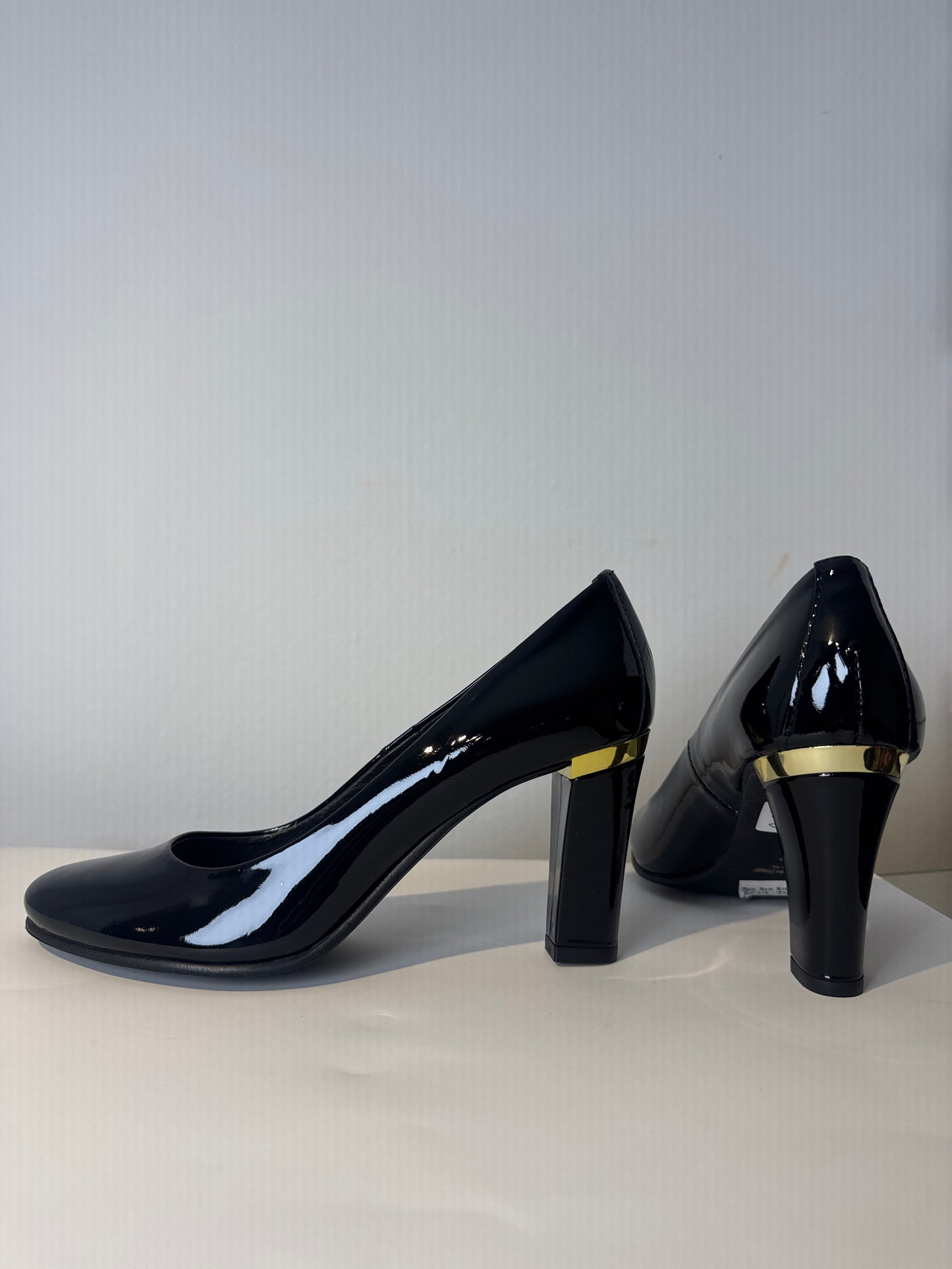 Nicola Sexton ‘Jane’ Court Shoe
