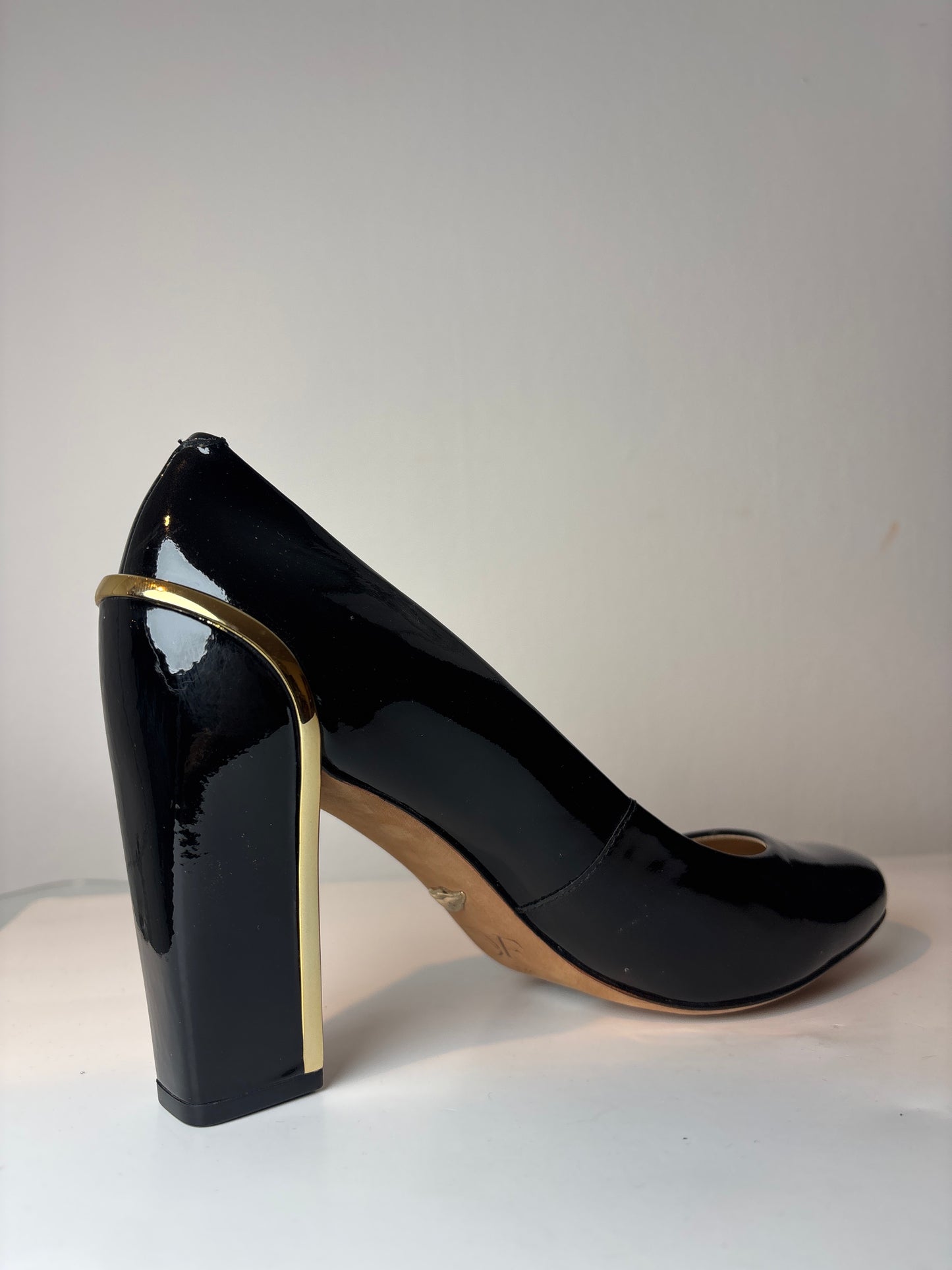 DVF ‘Gaby’ Court shoe