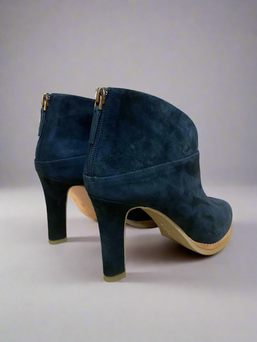 Lola cruz ‘Elle’ Ankle Boot