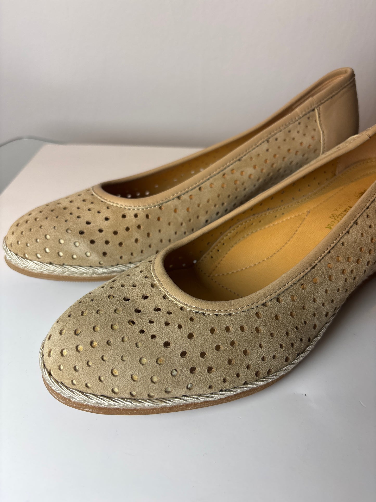 L’artigianna Viareggina Beige Wedge