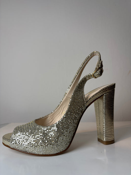 Lisa Kay ‘Lucy’ Sandal
