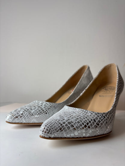 Lisa Kay 'Zee' Court Shoe