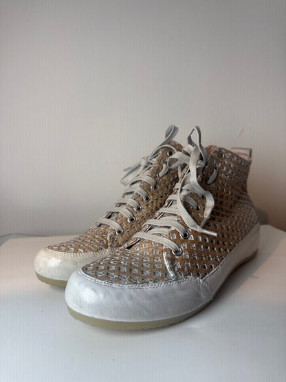 Andia Fora ‘Mesh’ High Top