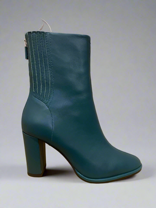 Lola Cruz ‘Kingfisher’ Ankle Boot