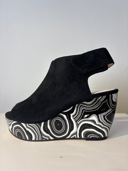 Nicola Sexton ‘Orchid’ Sandal