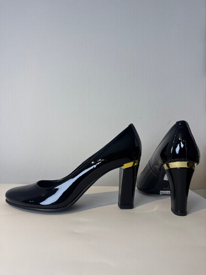 Nicola Sexton ‘Jane’ Court Shoe