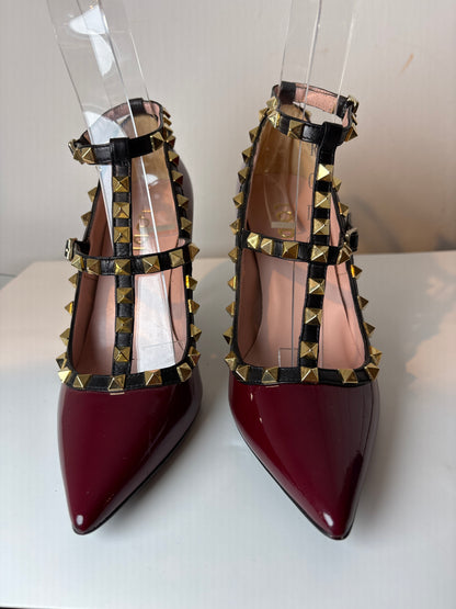 Lodi 'Valentino' Court Shoe