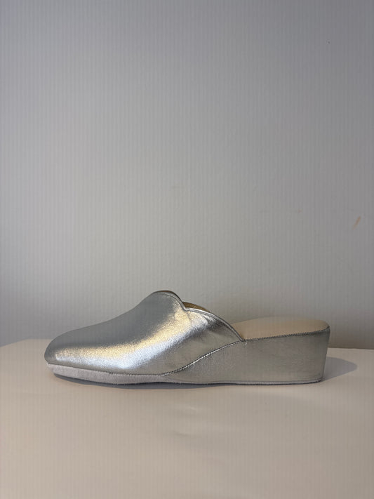 CRB Slipper