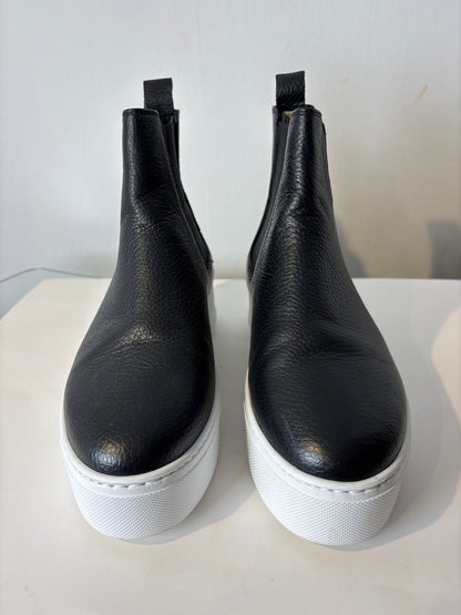 Donna Lei ‘Gall’ Ankle Boot
