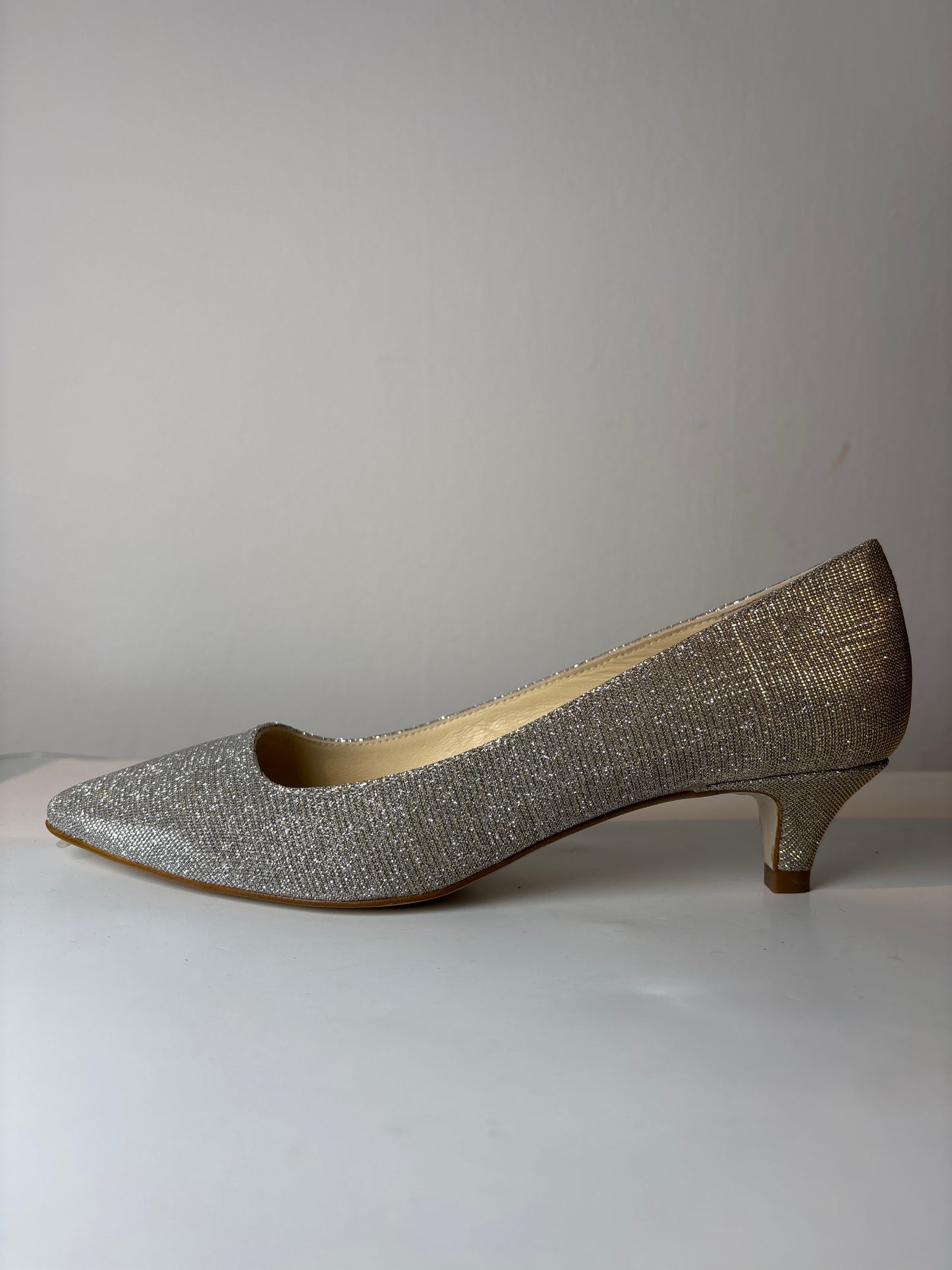 Lisa Kay 'Gracie' Court Shoe